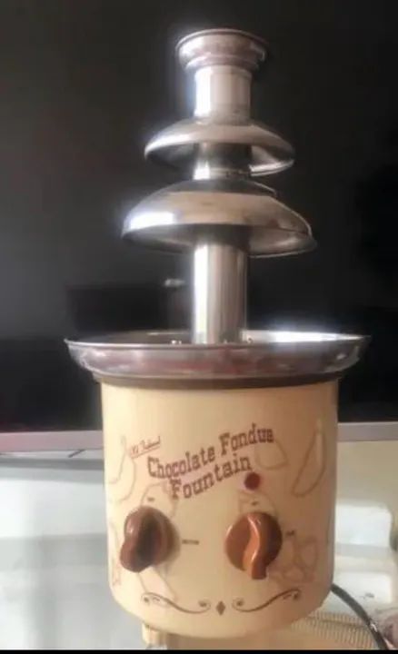 Cascata de chocolate Torre Fonte
