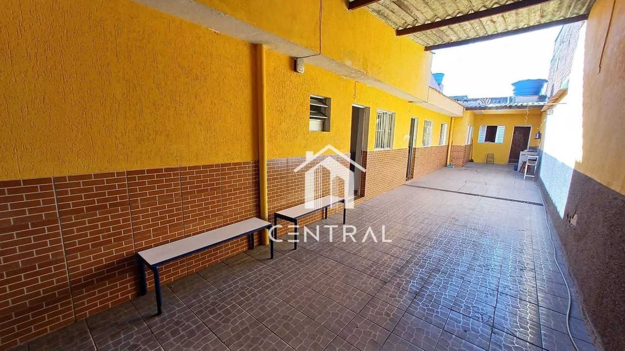 Casa térrea á venda - 3 dormitórios - 100 m² - Jardim São Domingos - Guarulhos/SP