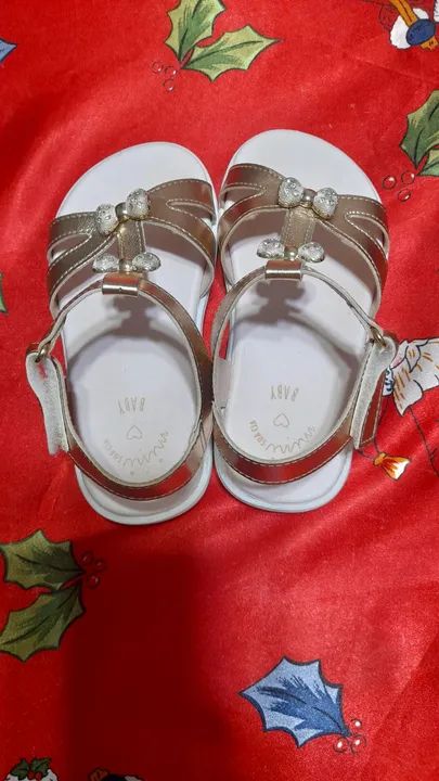 Vendo sandalia infantil social dourada n 25 seminova - Foto 4