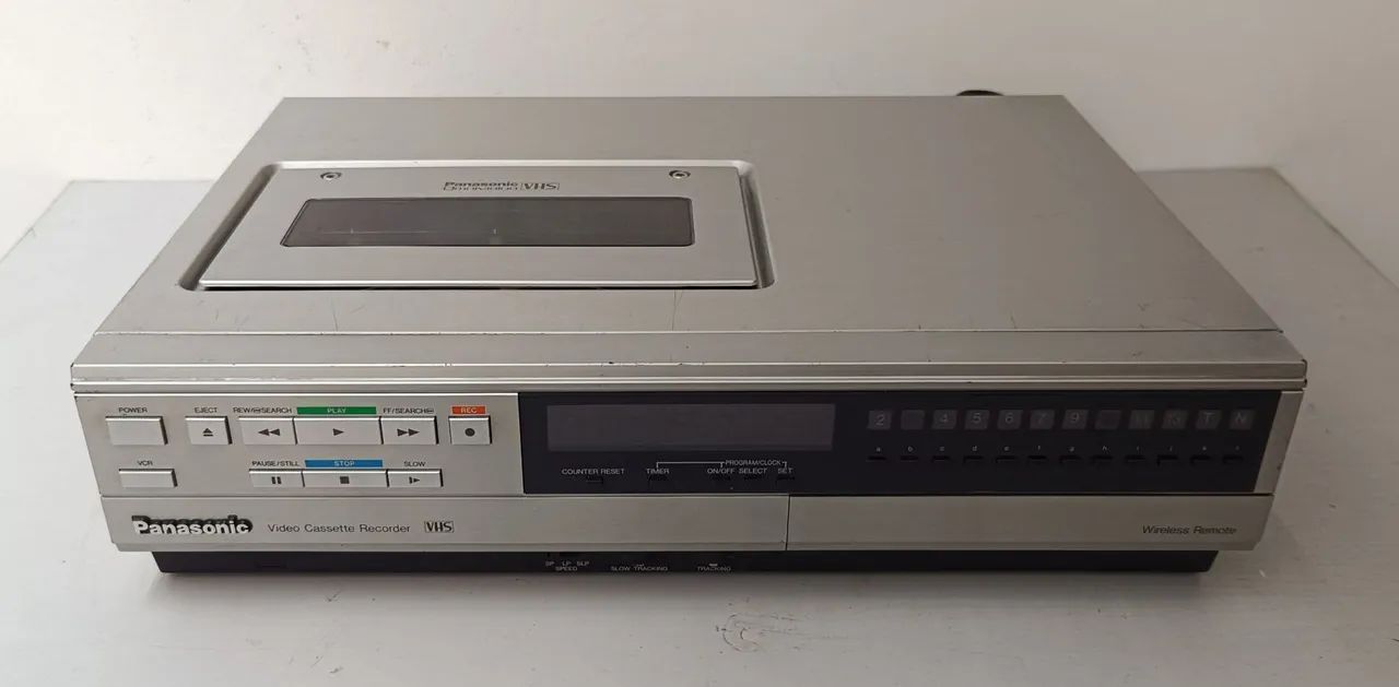 Vídeo Cassette Recorder Panasonic Omnivision VHS - Model PV-1231RM Japan