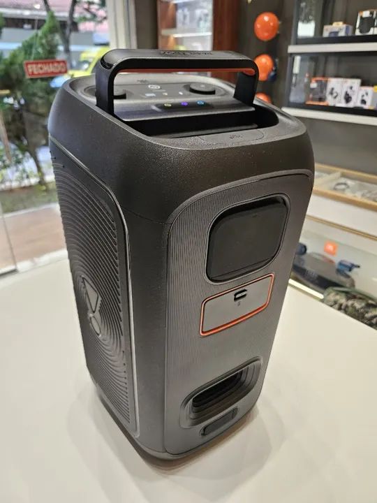 JBL Partybox Club 120 - Lacrada e 1 Ano de Garantia  - Foto 3