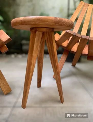 PROMOCÃO! Mesa de apoio em madeira maciça.  - Foto 2