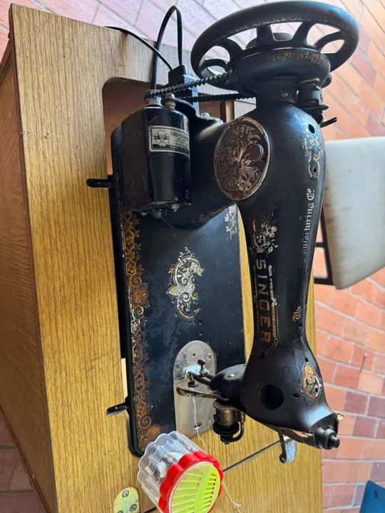 Máquina de Costura Antiga singer JA457131  - Foto 2