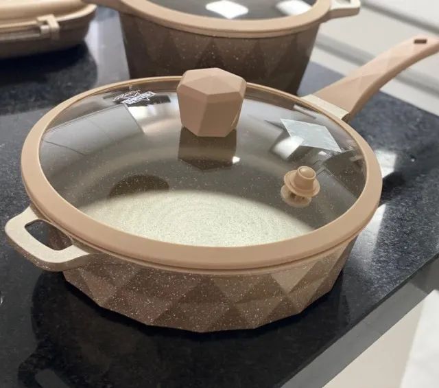 Kit de Panelas Moncoc Série Luxo Ferrara + Faqueiro de Brinde - Foto 3