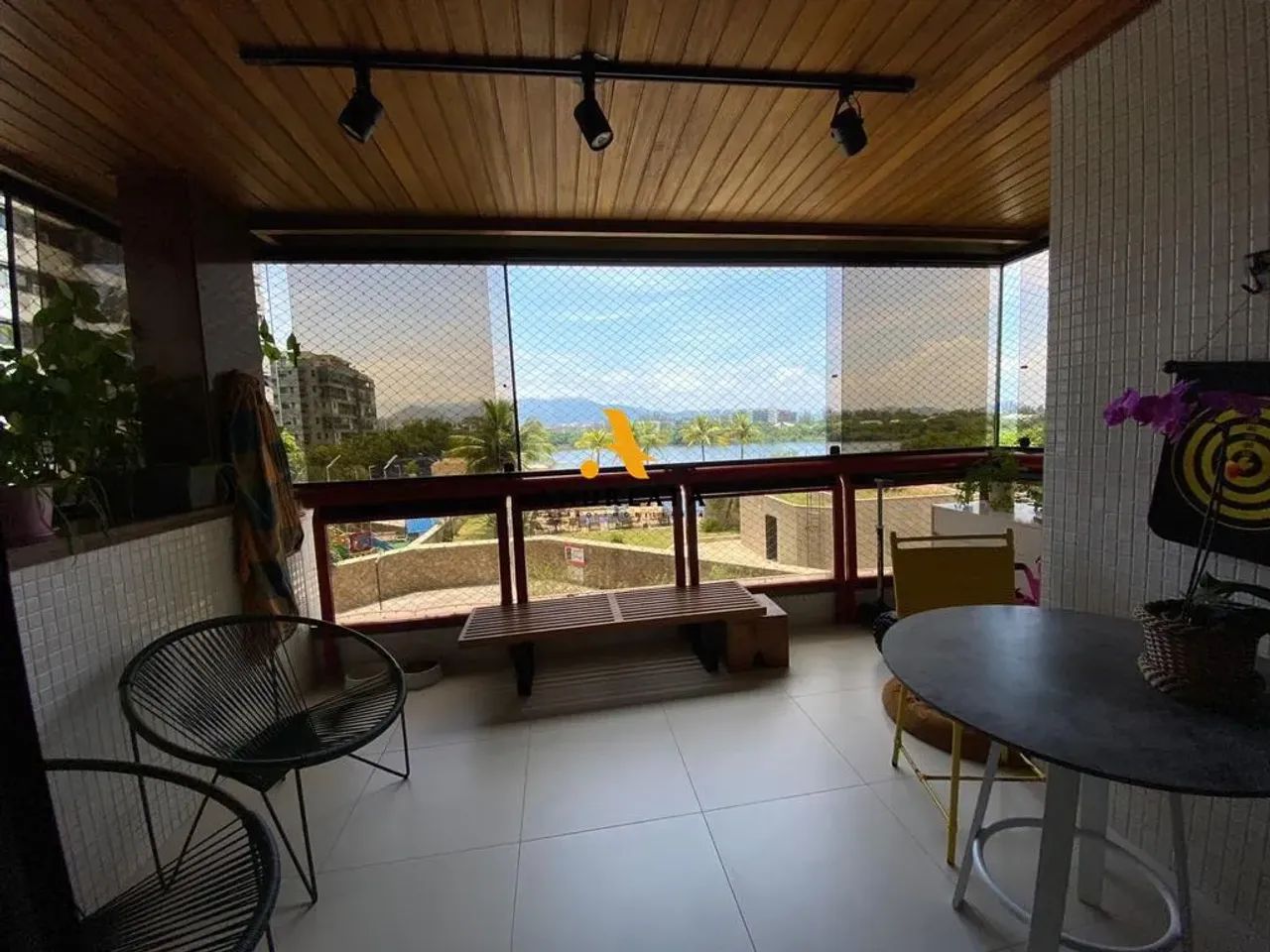 Venda de Apartamento com 3 quarto(s), 1 suíte(s), 110 m², por R$ 1.5 milhão, no condomínio - Foto 2