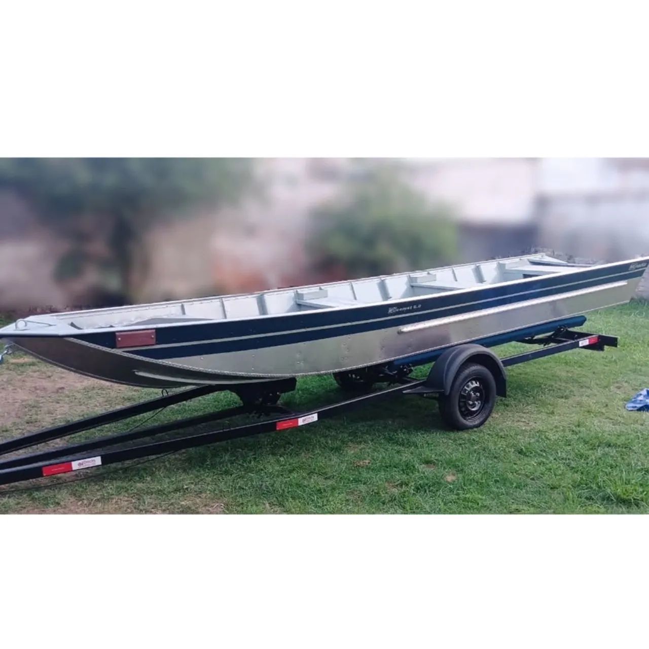 Barco de Alumínio NOVO com motor e carreta