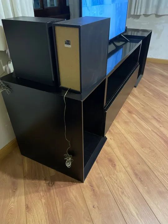 Rack para TV em madeira laqueado - Foto 4