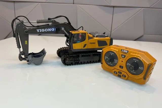 Retroescavadeira/ escavadeira - carrinho de controle remoto Diversão hobbie - Foto 6