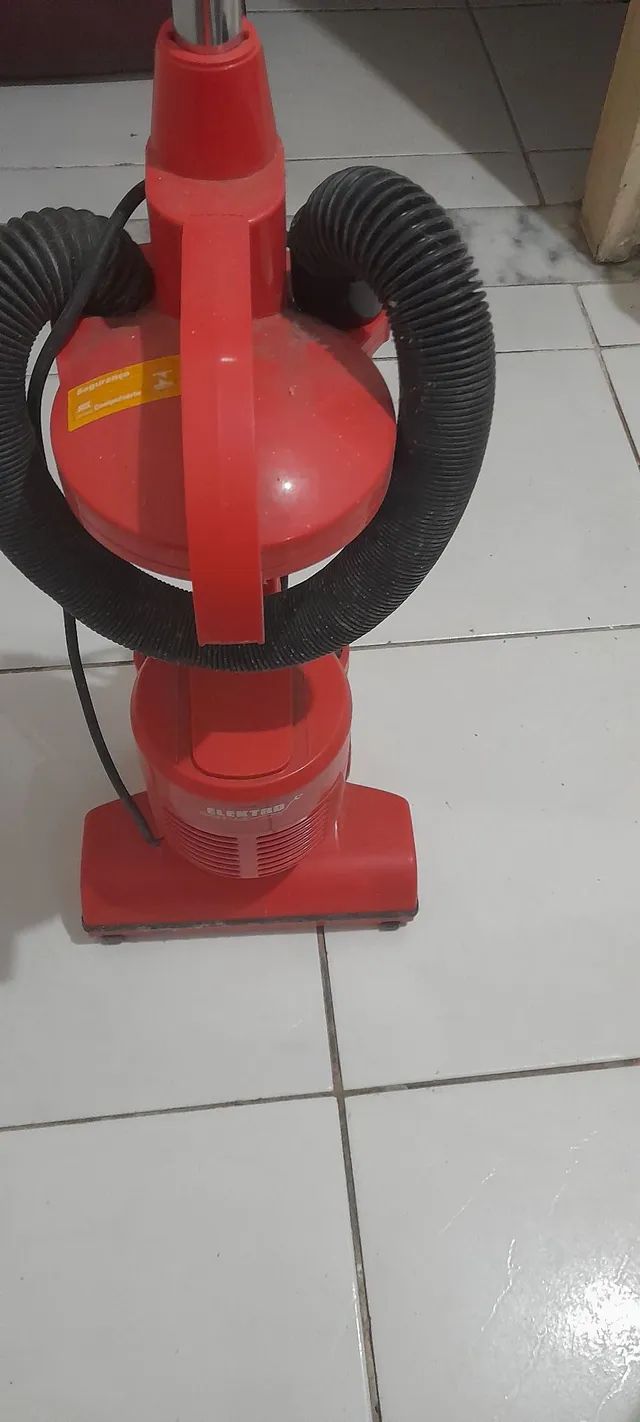Vendo aspirador de pó da marca schulz 1000w de potência.  - Foto 5