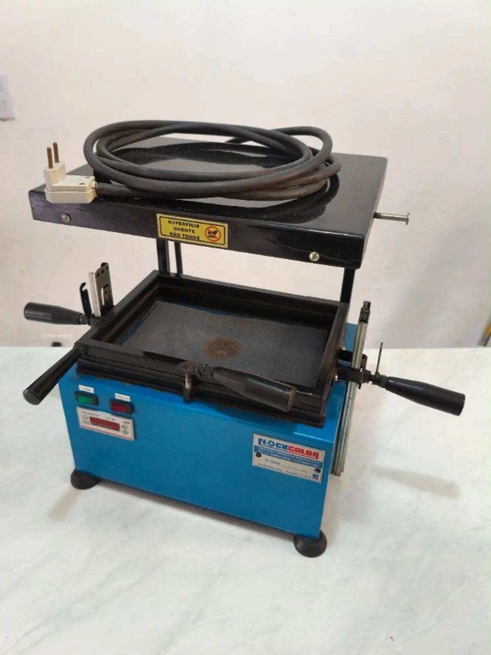 MÁQUINA VACUUM FORMING -SEMI NOVA - SUPER OFERTA! - Foto 4