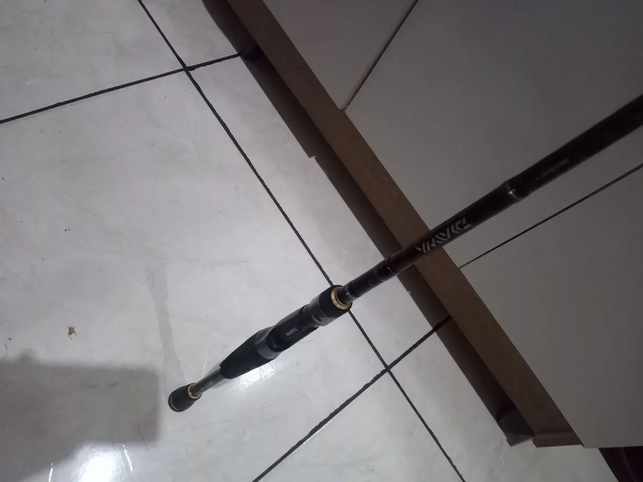 Vara para carretilha Daiwa 10-25 lb carbono maciça 135 gramas 170,00