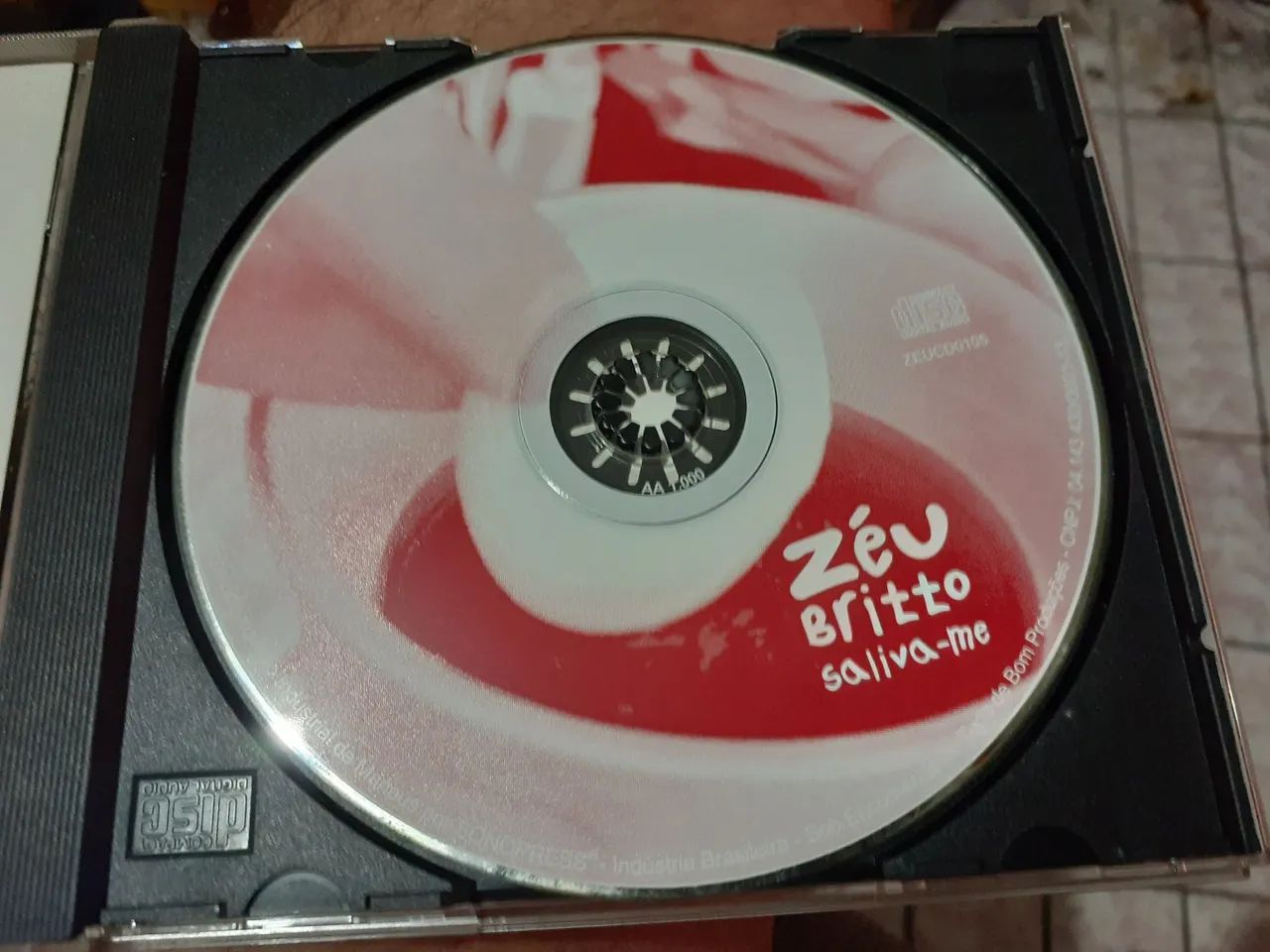 CD / Zéu Britto - Saliva-me / 2007 / Raríssimo  - Foto 3
