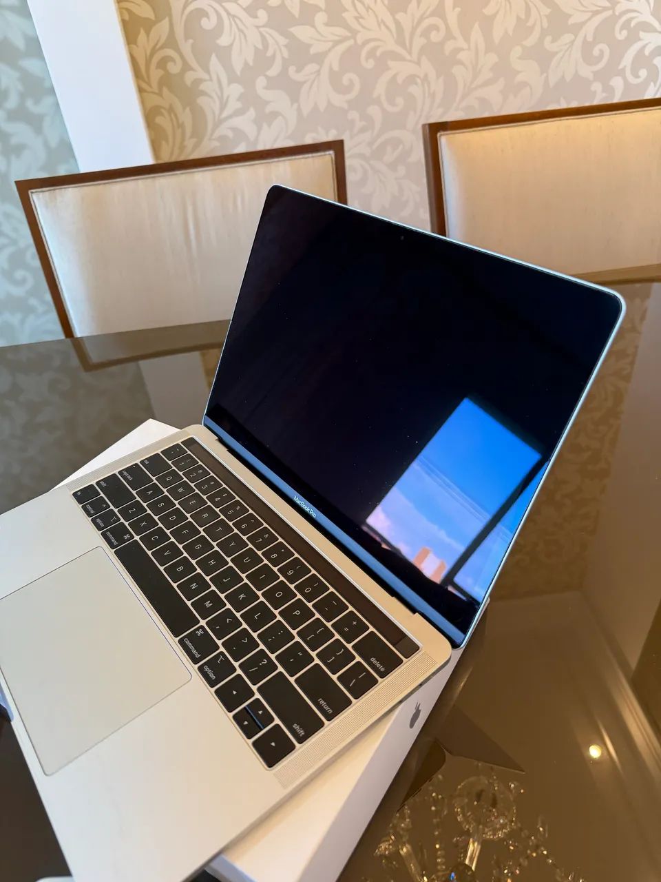 Macbook Pro 2018 13 pol. Core i5 - 8GB Ram - SSD 256GB - Notebooks