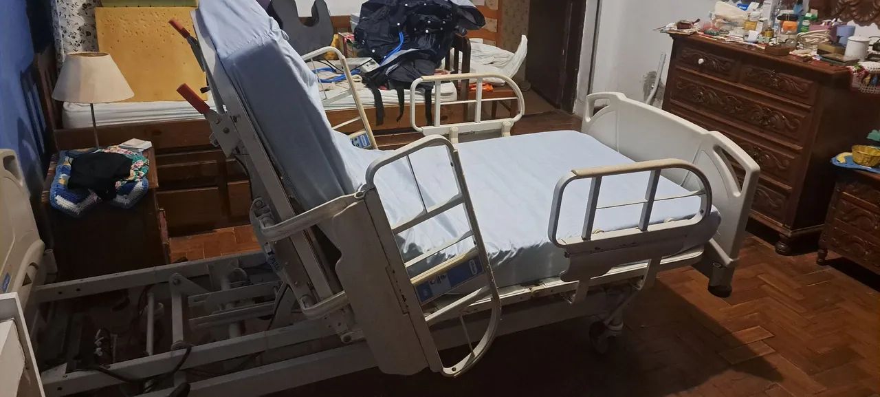 Cama Hospitalar Elétrica Hill Rom 5 movimentos - Foto 6
