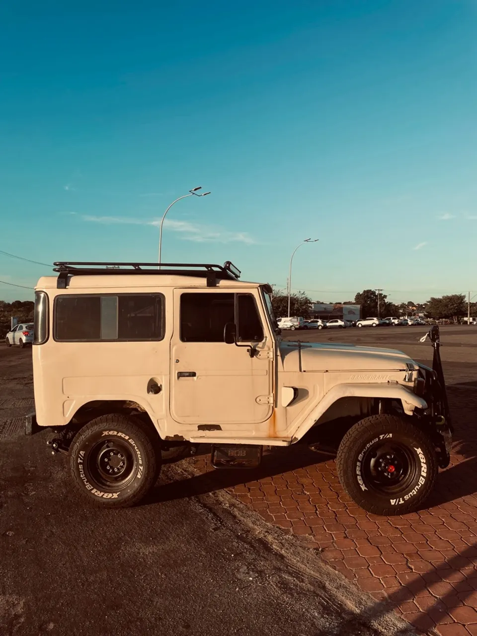 Toyota bandeirante jipe 1989