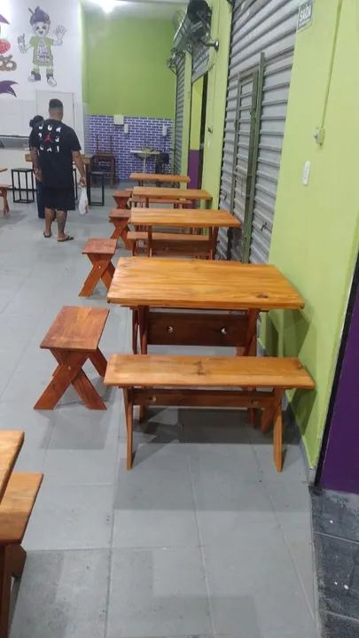 Conjunto de mesas e bancos de madeira para restaurante - Foto 3