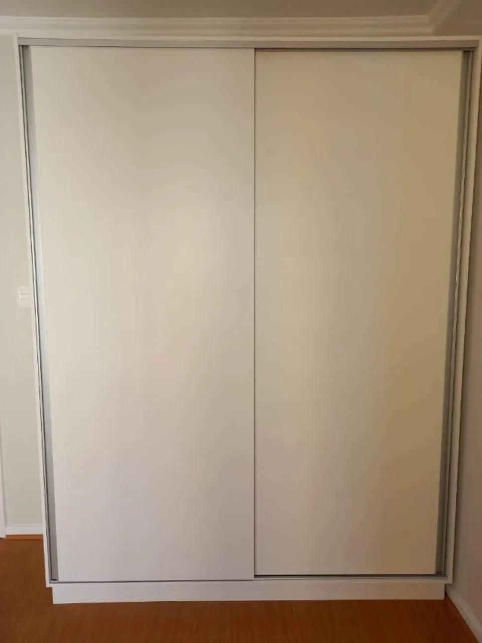 Guarda Roupa 1,85 de comprimento 100% Mdf Produto Novo 