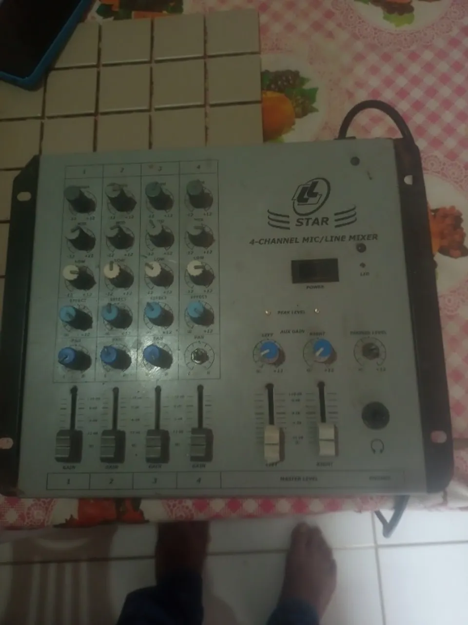 Messa de som 4 canal LL Star 4_ Channel mic