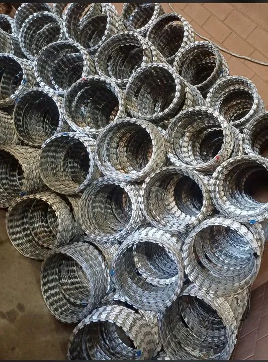 Concertina (Arame farpado) - Foto 3