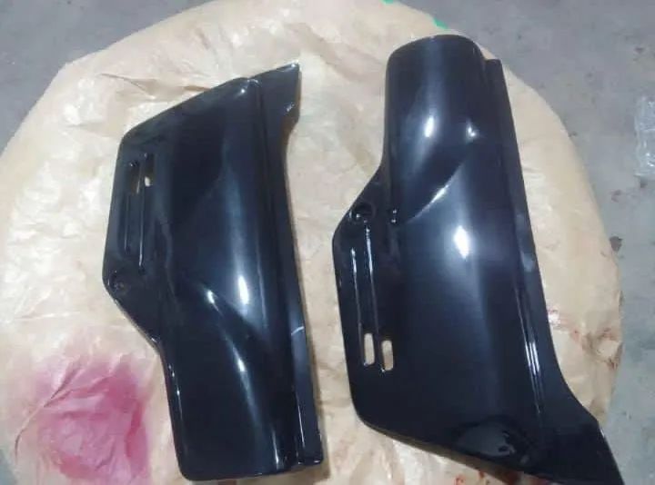 Par de carenagens laterais mx 150/200 xlr 125 novas paralelas - Foto 4