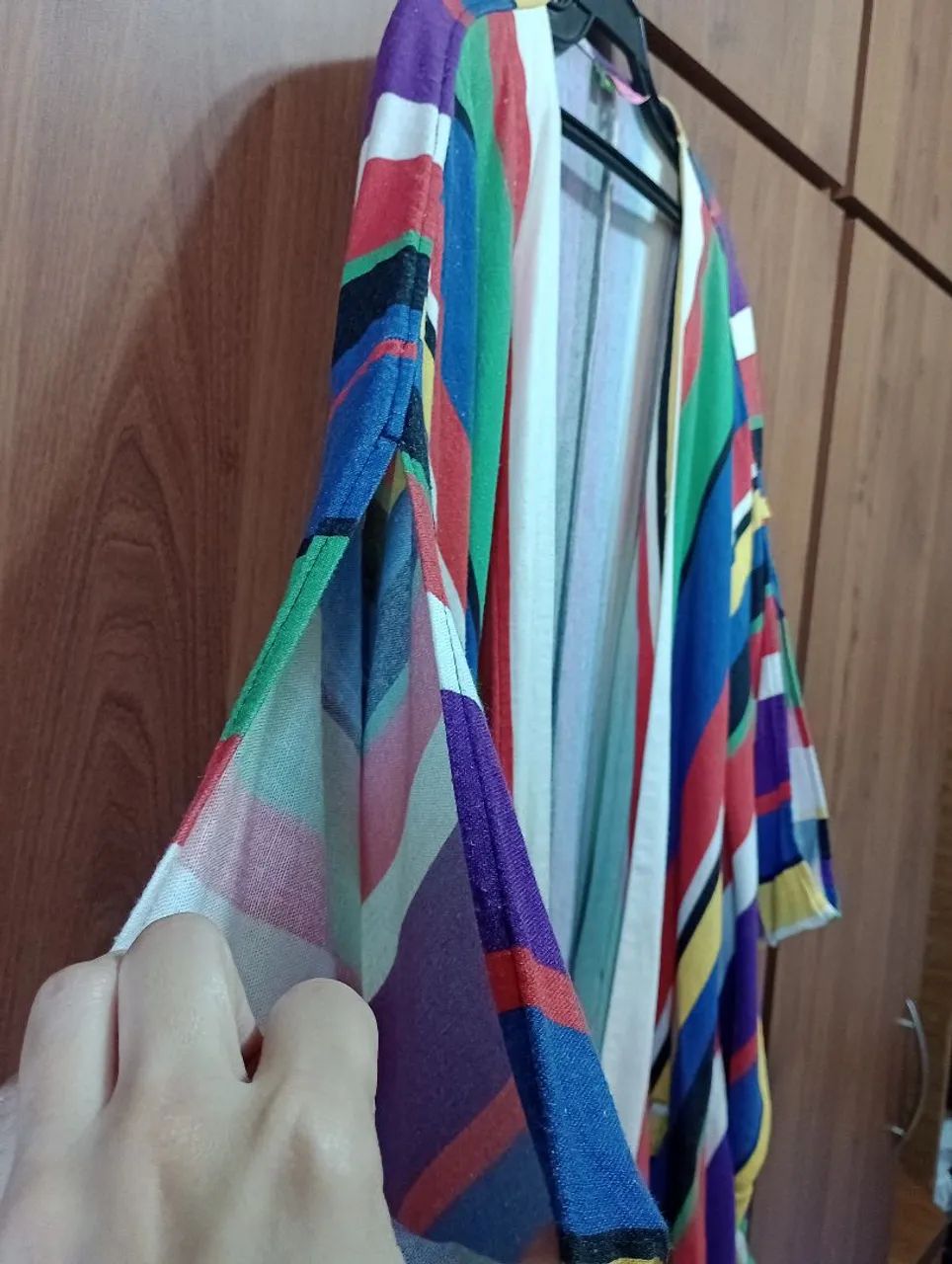 Kimono colorido listrado Farm - Foto 5