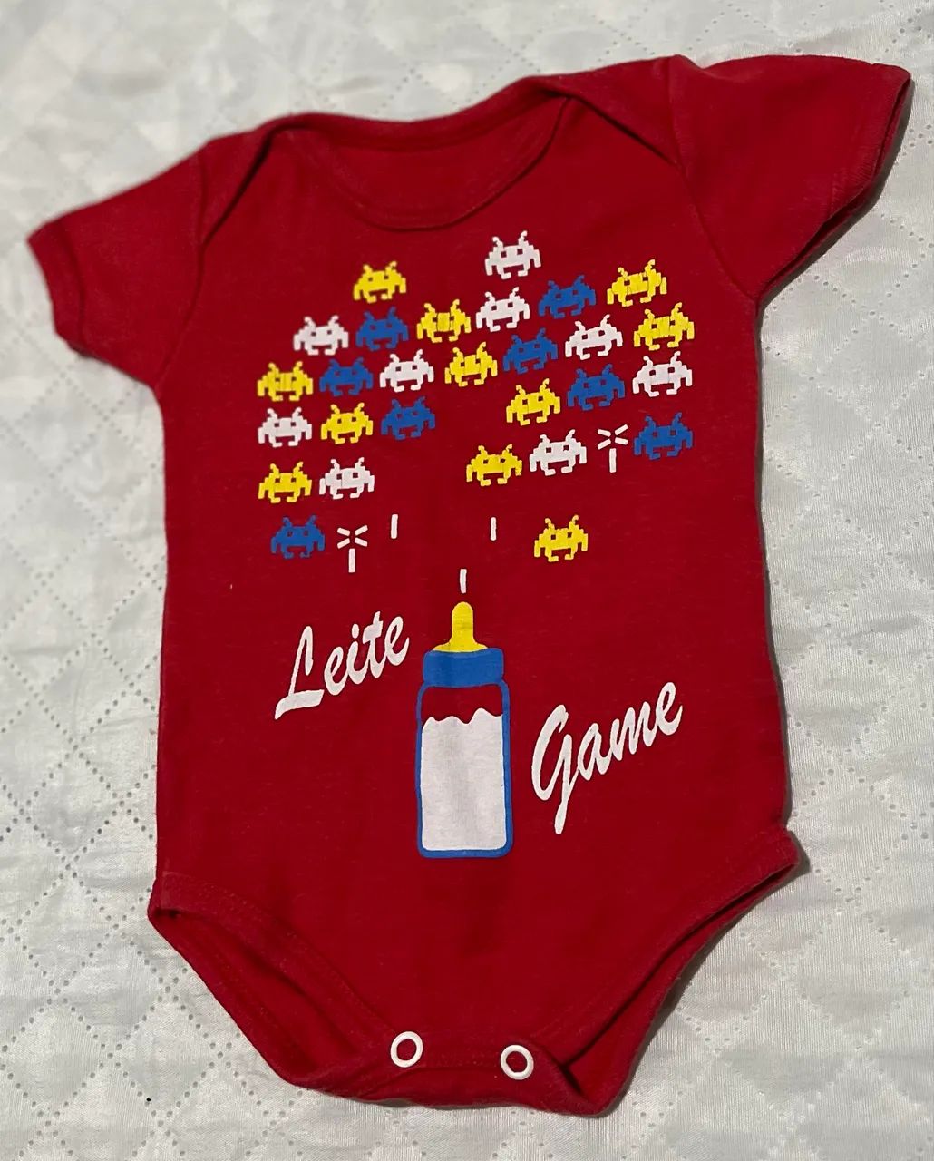 body de bebê na cor vermelha  - Foto 3