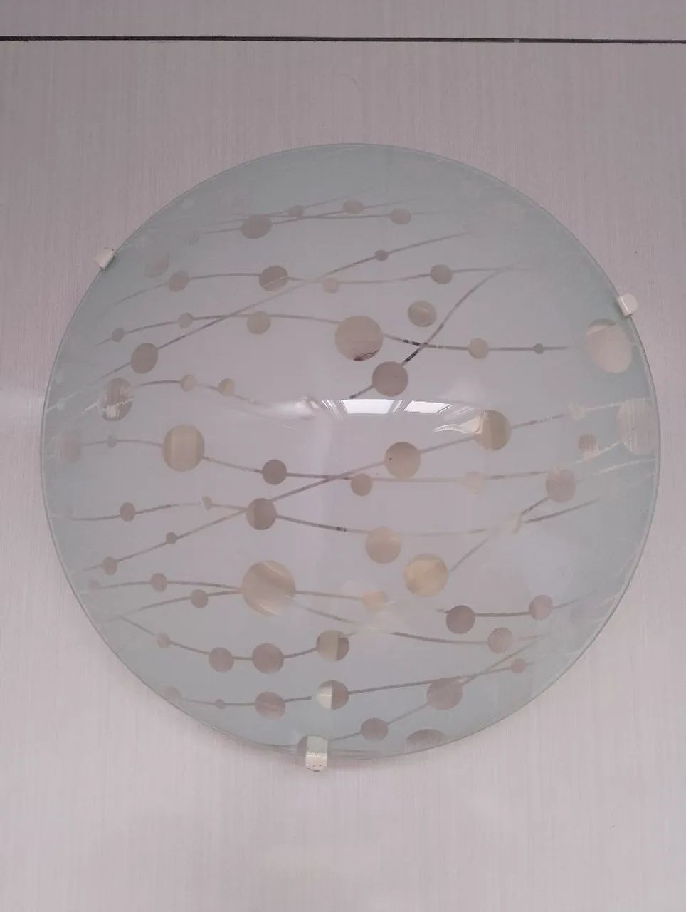 Lustre plafon de vidro.