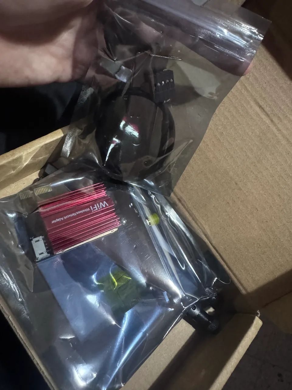 Wi-Fi Network Card with Bluetooth64385328823809121