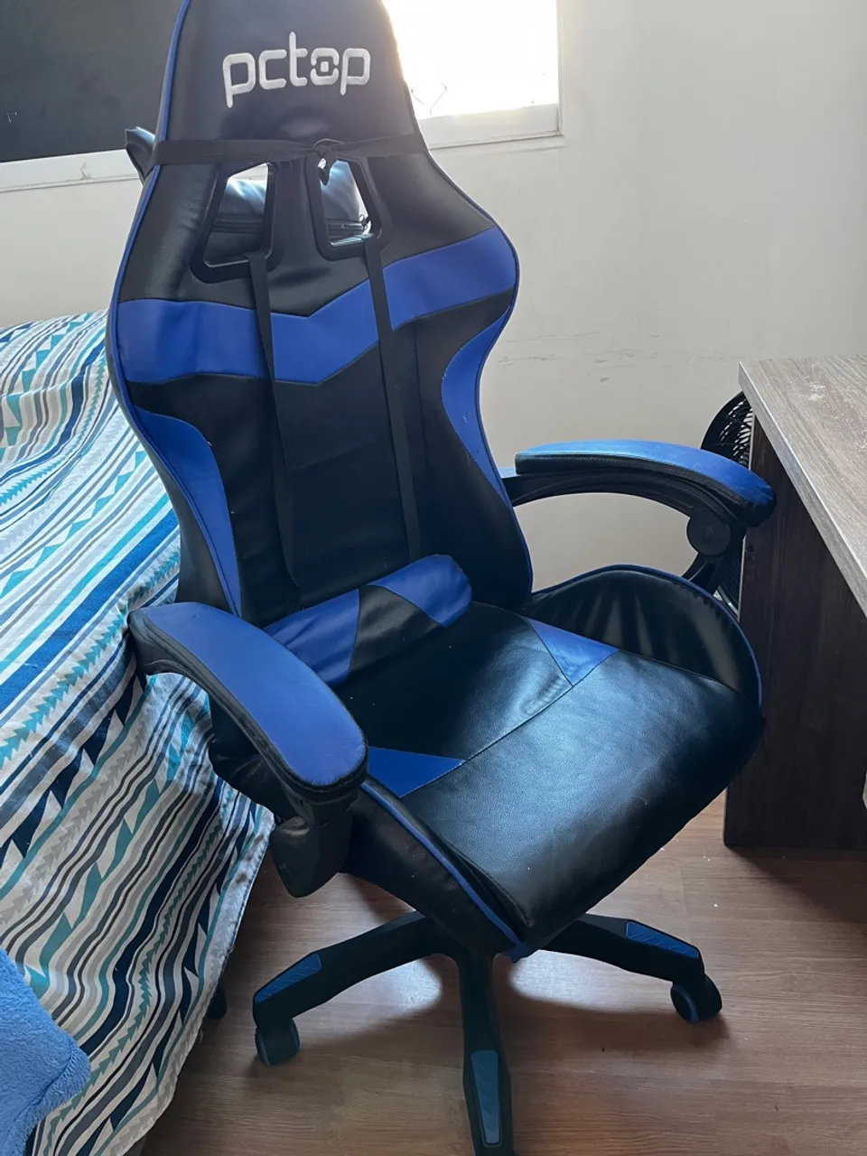 Cadeira Gamer PCTOP Azul e Preta
