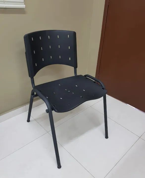 Cadeira de Escritório fixa Preta