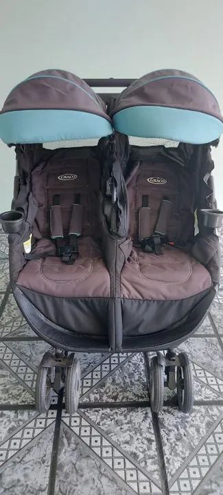 Carrinho gêmeos - usado só nos USA - Foto 2
