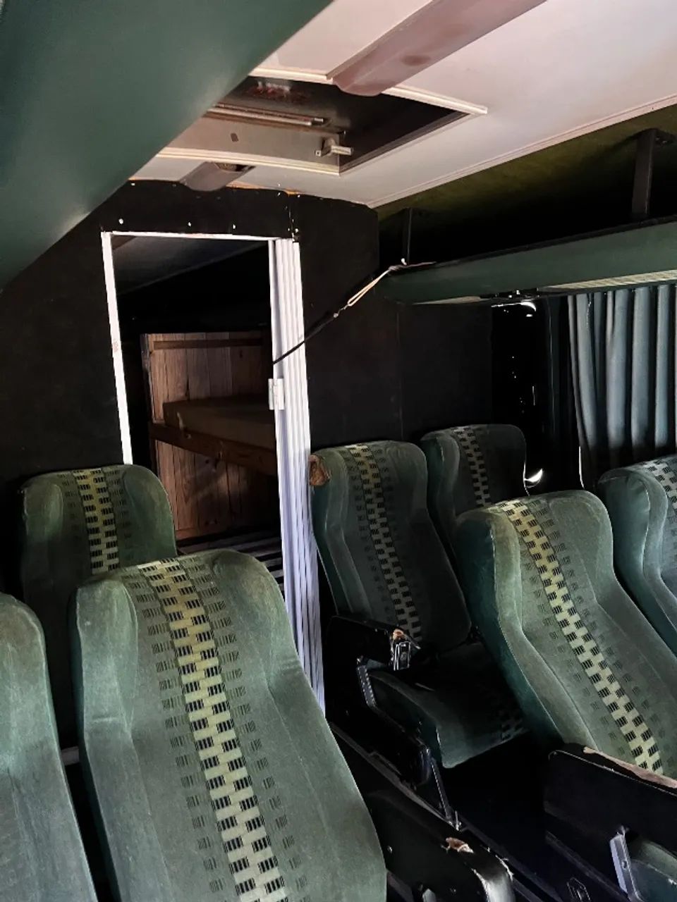 Ônibus 1318 motor casa  - Foto 6