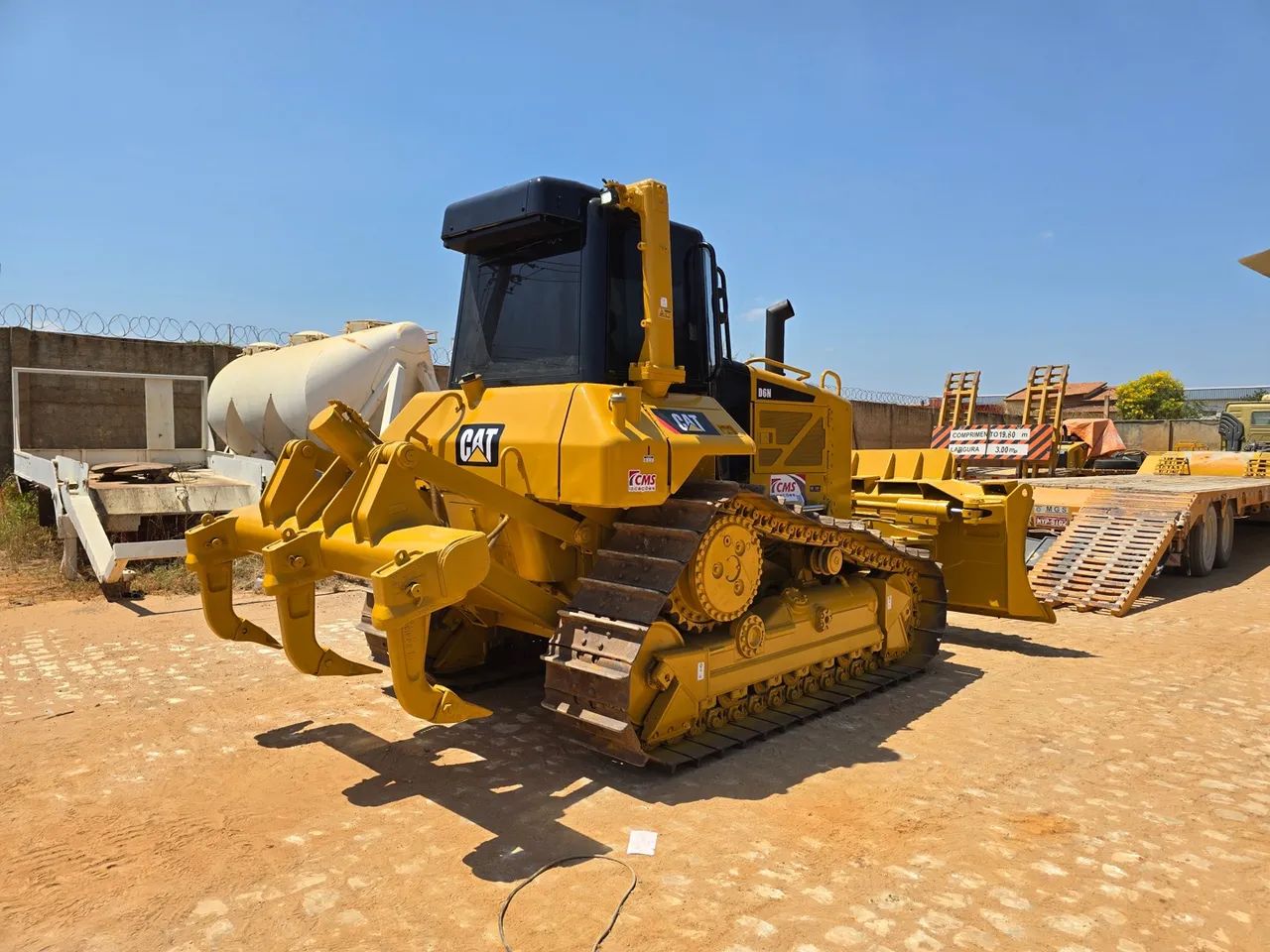 Trator de Esteira Caterpillar D6N - 2012 - Foto 4