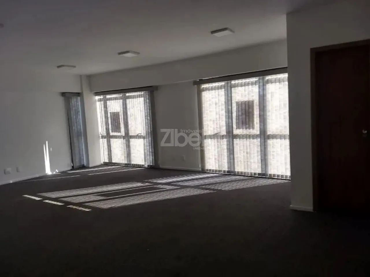 SALA no CENTRO com 0 quartos para LOCAÇÃO, 37 m² - Foto 3
