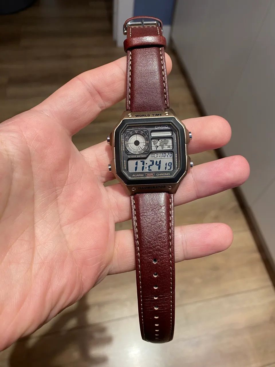 Relógio Casio Royale AE-1200WHL-5AV com Pulseira de Couro - Foto 5