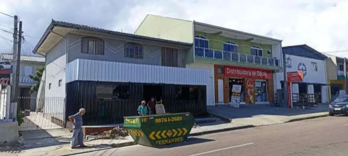 DIREITOS E BENFEITORIAS DO IMÓVEL NA RUA ODIR GOMES DA ROCHA, TATUQUARA