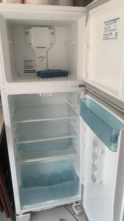 Geladeira Eletrolux  - Foto 2