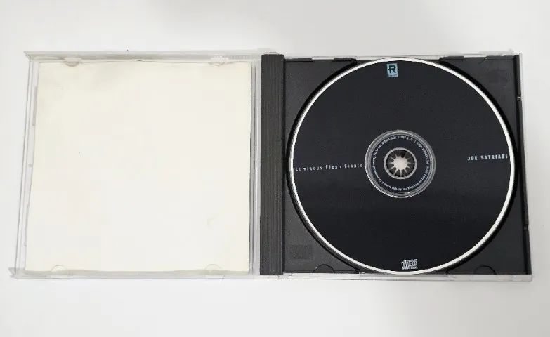 CD Joe Satriani Promocional Luminous Flesh Giants - Foto 5