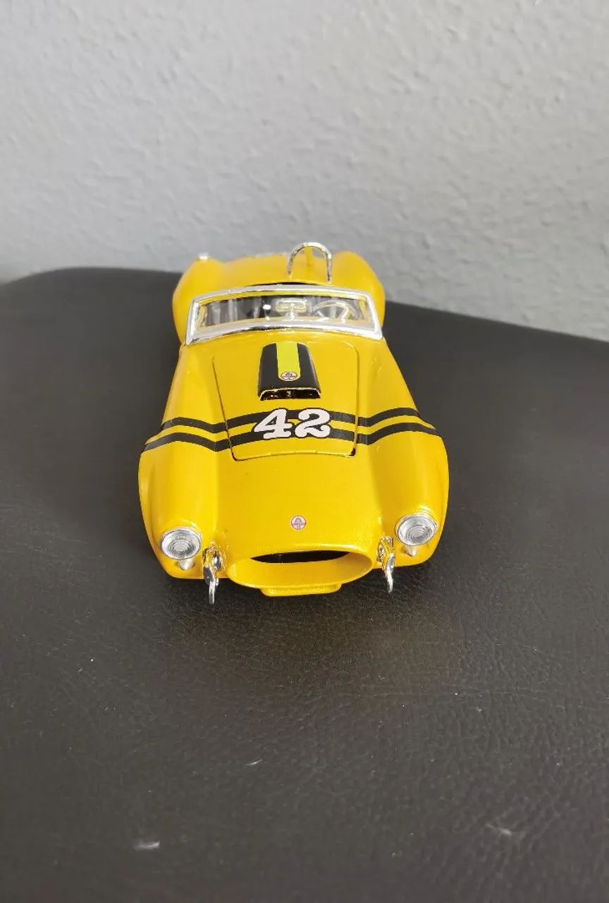 Miniatura Shelby Cobra 427 Maisto 1:24 - Foto 2