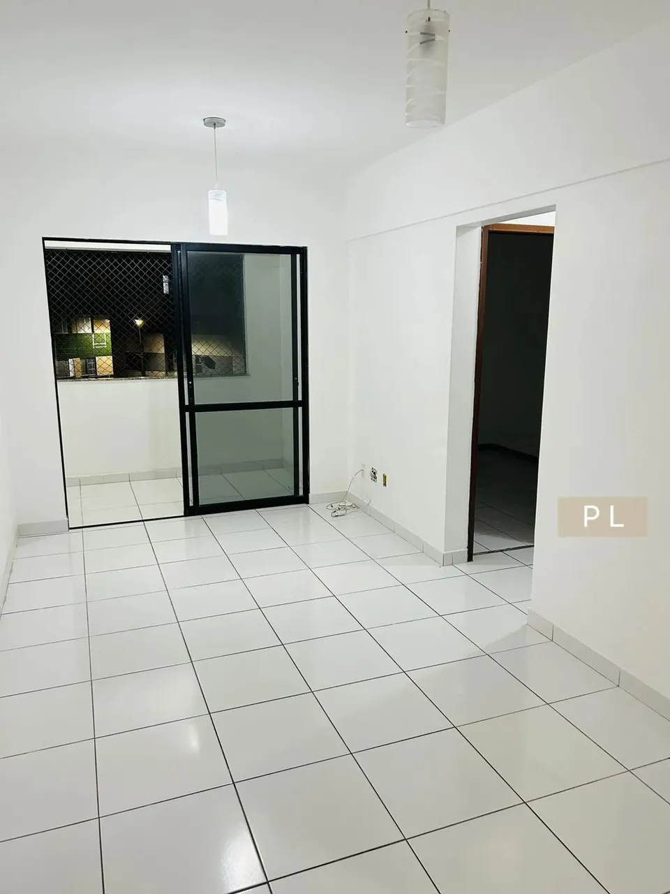 VENDO VILA LAURA