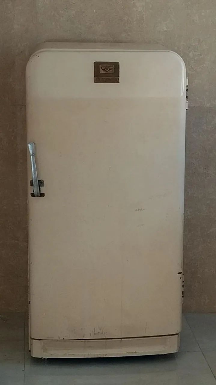 Geladeira FRIGIDAIRE anos 40