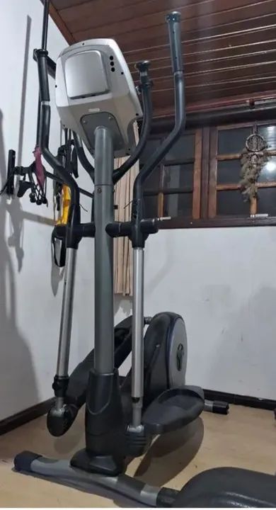 Elíptico Profissional Olimpikus E30 - Foto 2