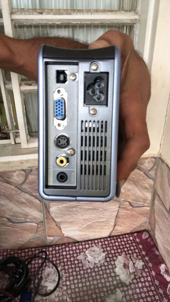 Projetor Samsung - Ótima Qualidade - Foto 3