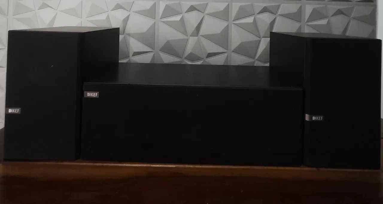 Trio de Caixas KEF