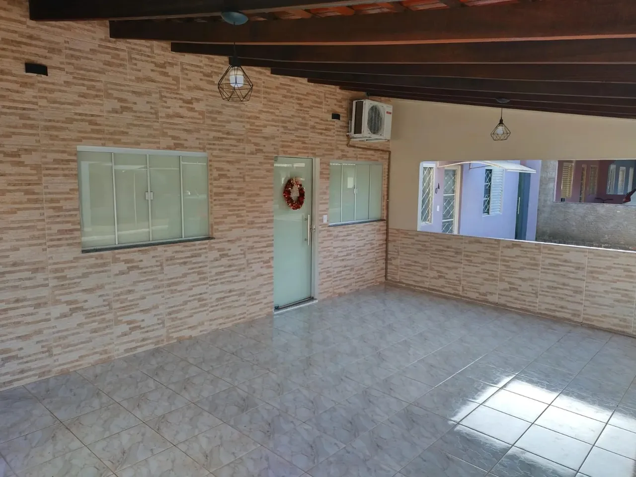 Casa reformada ,ampliada e com energia solaar