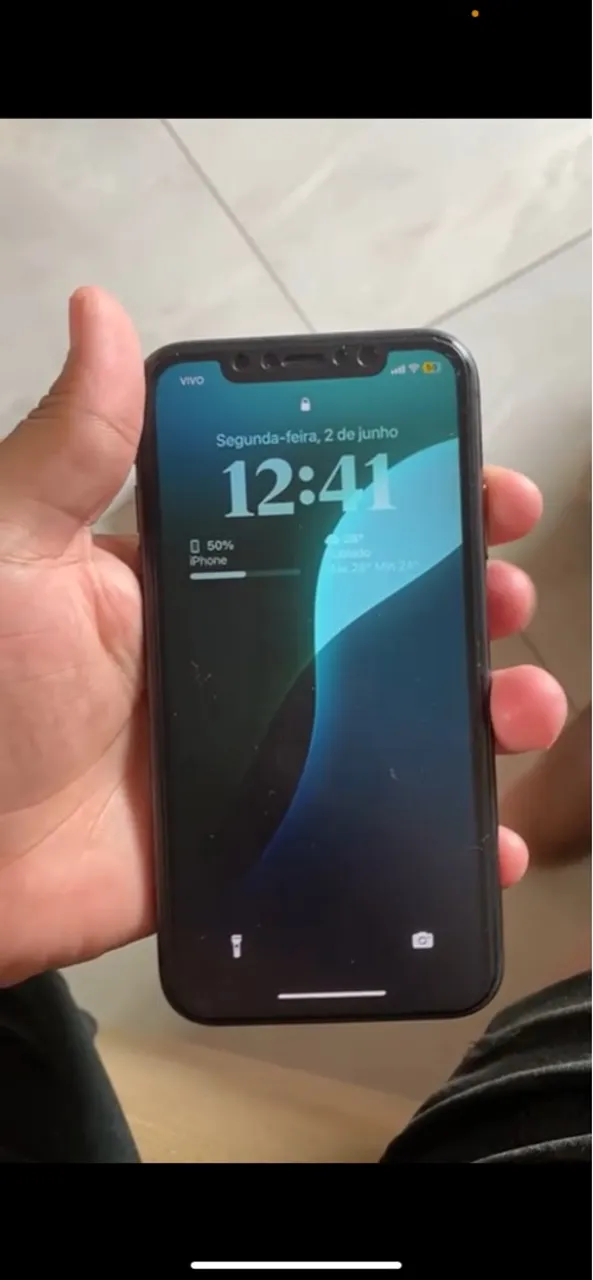 Vendo iPhone 11 em perfeito estado. 1.100R$ conversa no valor