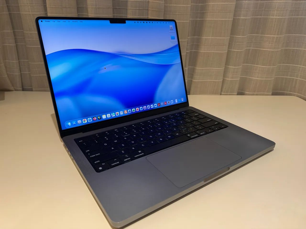 macbook pro m1 512