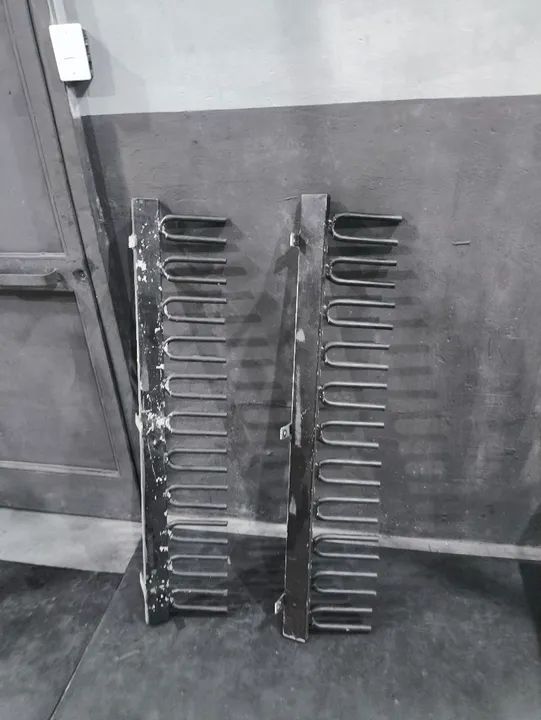 2 Rack de musculação para 12 halteres