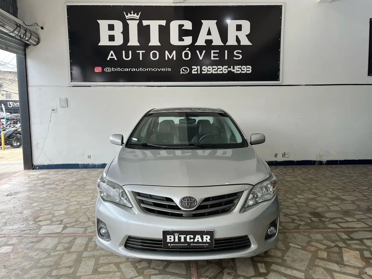 Corolla gli 1.8 flex ano 2014  único dono carro possue manual chave reserva
