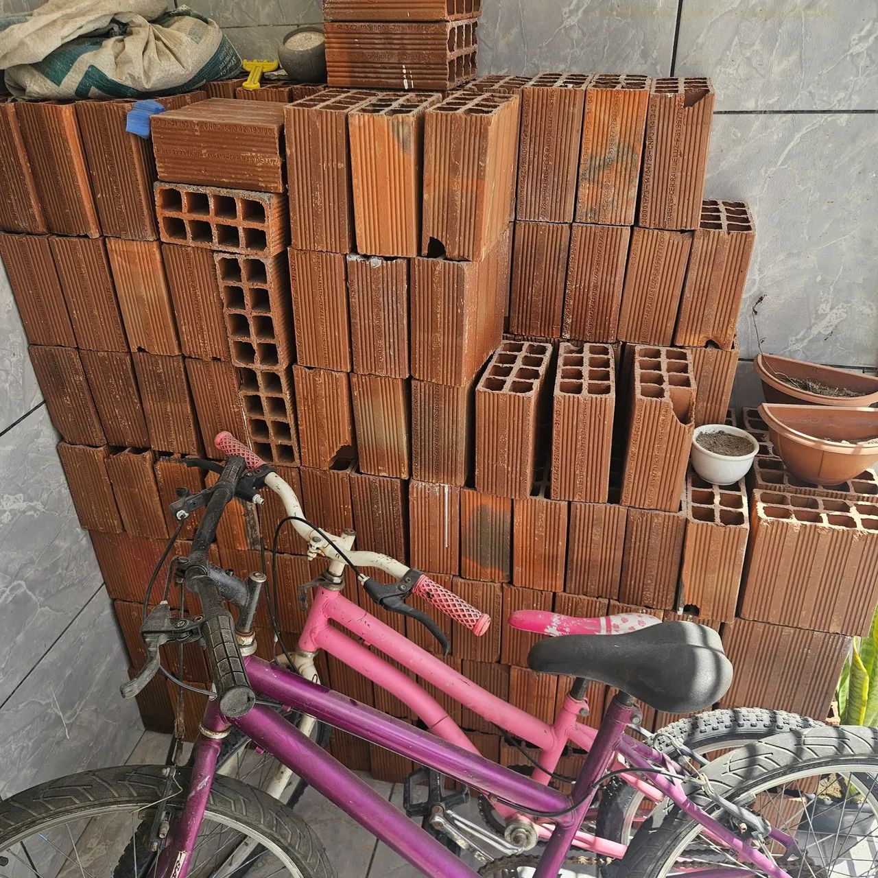 Tijolos 8 furos64717835518721122